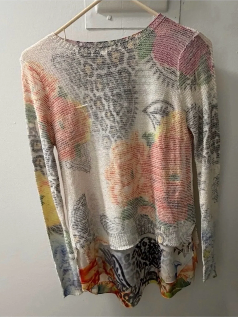 Sioni Abstract Layered Knit Top – Size Small | Soft Lightweight Chic - Picture 4 of 4